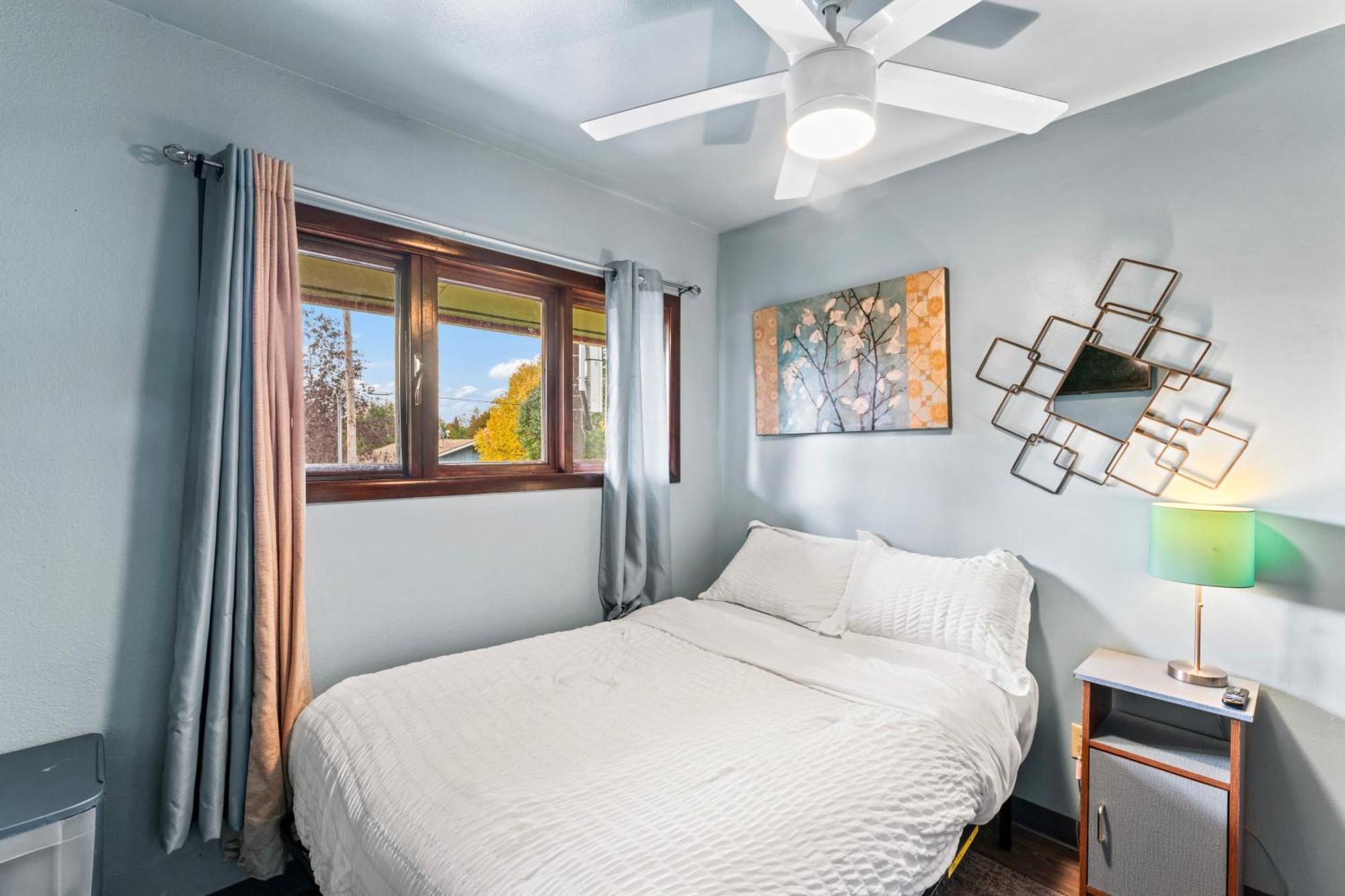 Compact, Comfortable And Cozy Too แองเคอเรจ ภายนอก รูปภาพ
